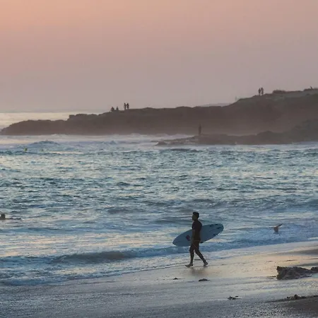 Surf Villa *